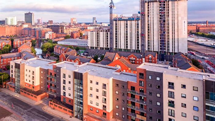 3 Bedroom Apartment To Rent In Quantum, Chapeltown Street, M1