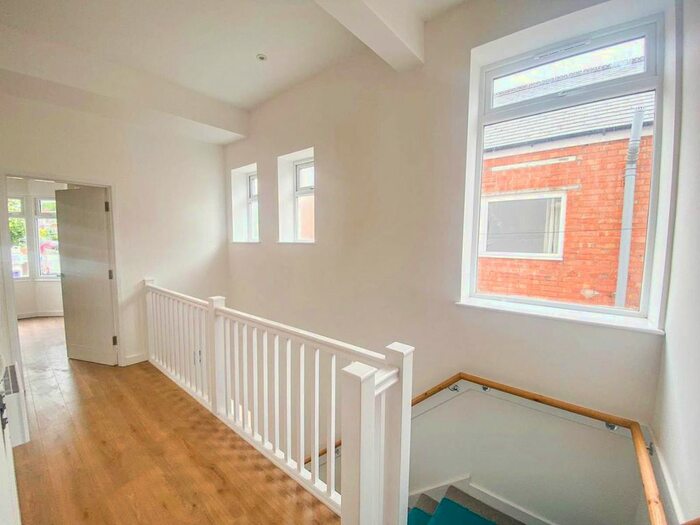 2 Bedroom Flat To Rent In Albany Road, Coventry, Warwickshire, CV5