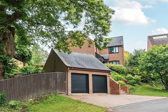 4 Bedroom Detached House For Sale In Great Western Close, Devizes, SN10