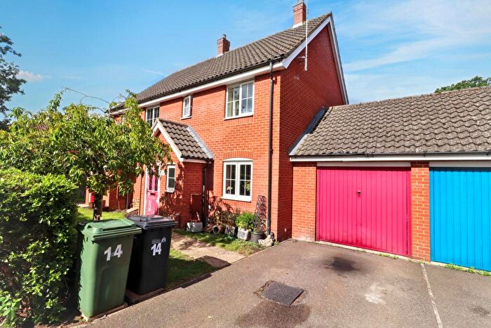 2 Bedroom Semi-Detached House For Sale In Ancar Road, South Wootton, PE30