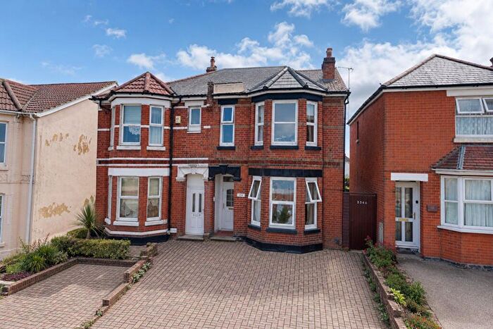 2 Bedroom Flat For Sale In Burgess Road, Southampton, SO16