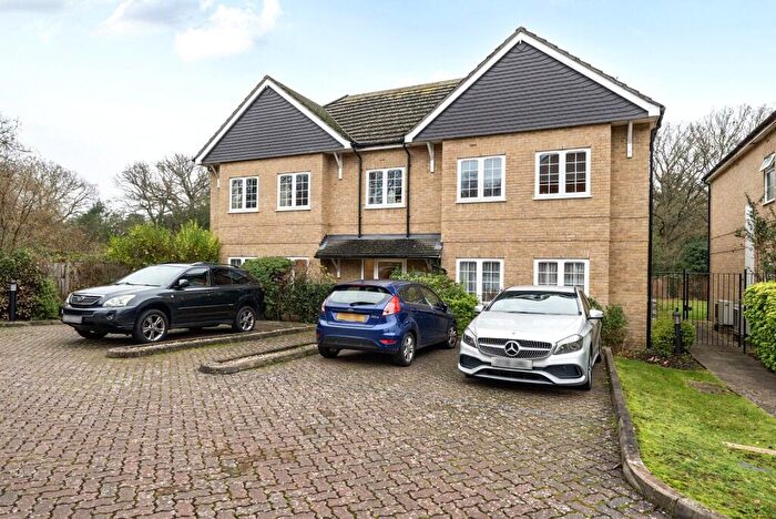 2 Bedroom Flat To Rent In Foxleigh Grange, Bisley, Woking, GU24