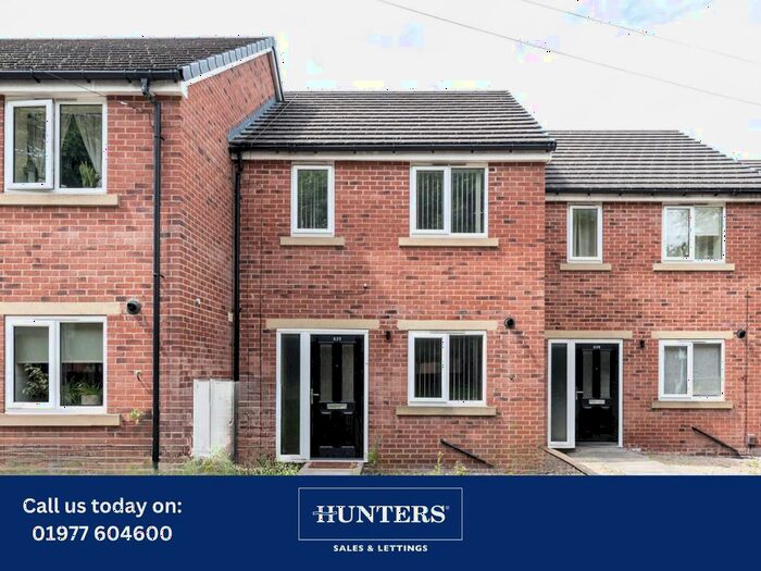 3 Bedroom Terraced House To Rent In Castleford Road, Normanton, WF6