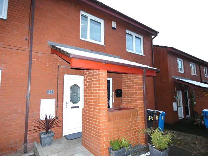 2 Bedroom Apartment To Rent In Aster Street, Oldham, OL1