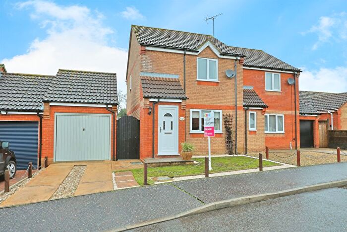 2 Bedroom Semi Detached House For Sale In Kingfisher Drive, Necton, Swaffham, PE37