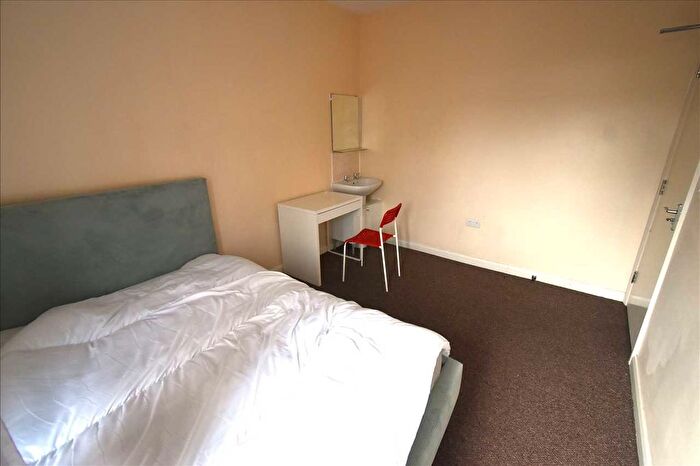 1 Bedroom Property To Rent In Highfield Road, Dartford, DA1