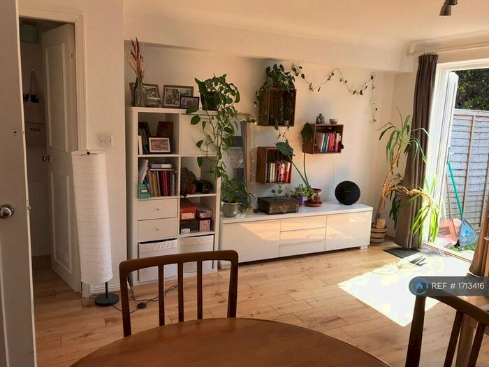 2 Bedroom Maisonette To Rent In Earlston Grove, London, E9