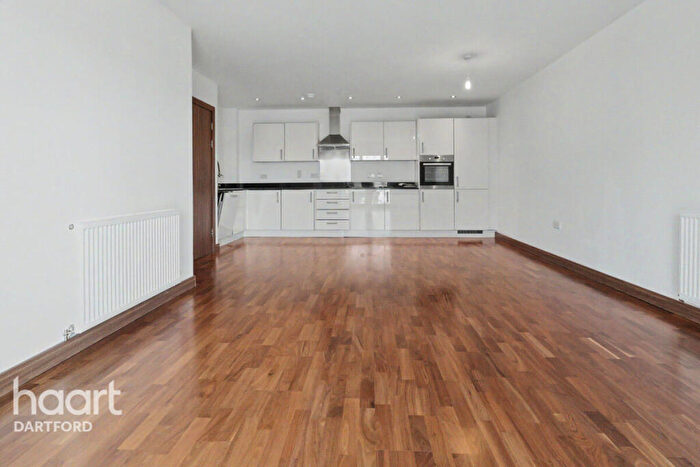 3 Bedroom Apartment To Rent In William Mundy Way, Dartford, DA1