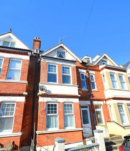 1 Bedroom Flat To Rent In Windsor Road, Bournemouth, BH5