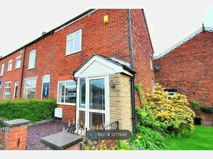 3 Bedroom End Of Terrace House To Rent In Manchester Road, Westhoughton, Bolton BL5