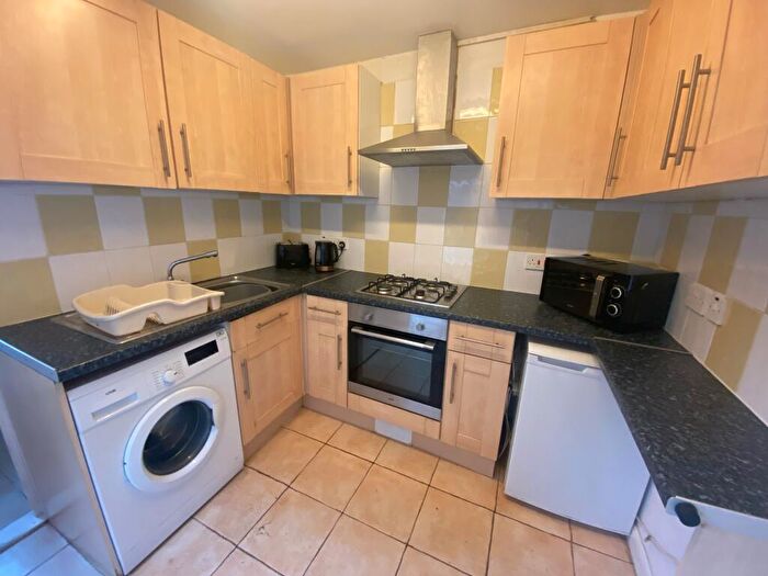 4 Bedroom House To Rent In Jubilee Road, Southsea, PO4