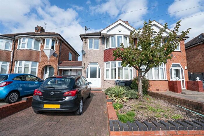 3 Bedroom Semi-Detached House To Rent In Larne Road, Birmingham, B26
