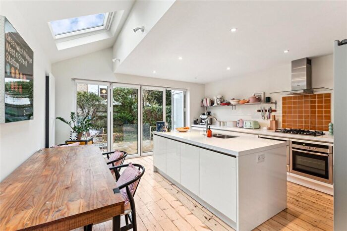4 Bedroom Terraced House For Sale In Grandison Road, SW11