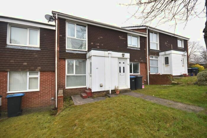 2 Bedroom Flat To Rent In Chillingham Road, Newton Hall, Durham DH1