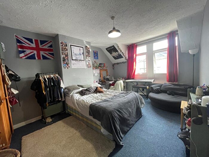 10 Bedroom End Of Terrace House To Rent In Zetland Road, Redland, Bristol, BS6