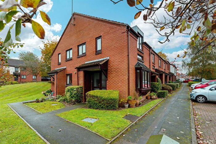 1 Bedroom House For Sale In Spring Pool, Warwick, CV34