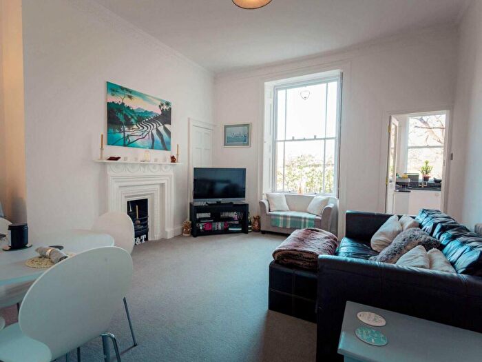 1 Bedroom Apartment To Rent In St James Square, Bath, BA1