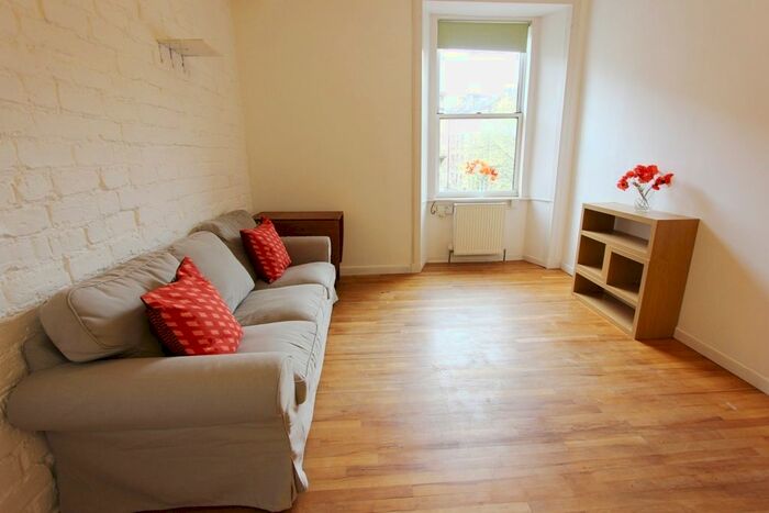 1 Bedroom Flat To Rent In Dickson Street, Edinburgh, EH6