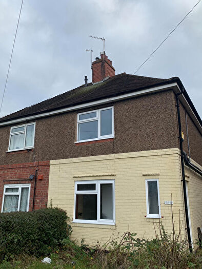 3 Bedroom Semi-Detached House To Rent In Mitchell Avenue, CV4