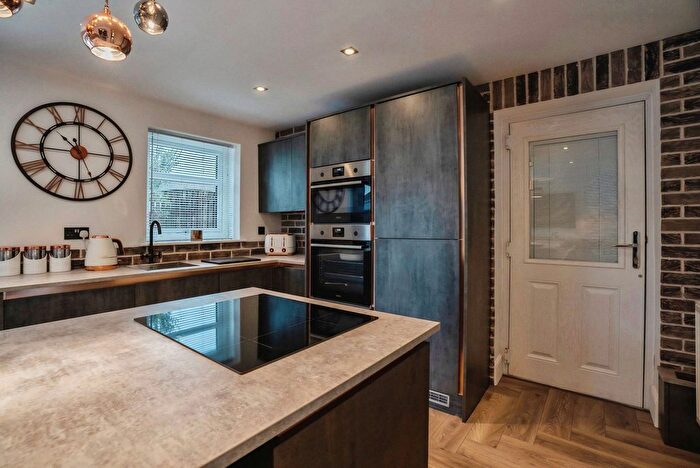 4 Bedroom Detached House For Sale In Cedardale Park, Widnes, WA8