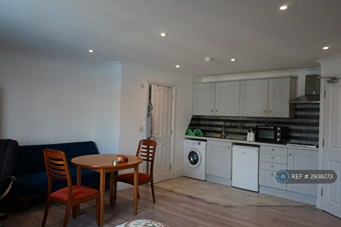 Studio To Rent In West Street, Brighton And Hove, BN1