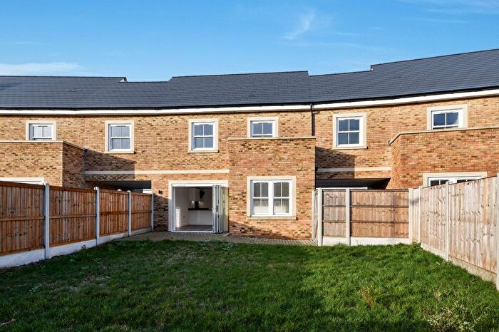4 Bedroom Link Detached House For Sale In Artillery Place, New Garrison Road, Shoeburyness, Essex, SS3