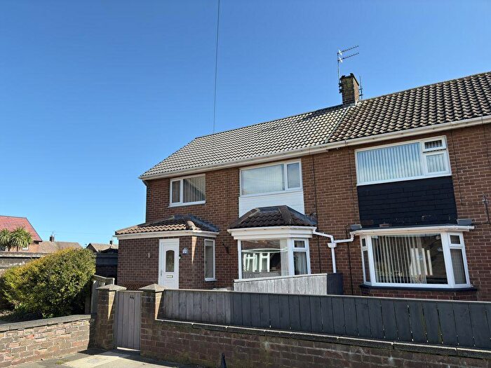 3 Bedroom Semi Detached House For Sale In Harewood Crescent, Whitley Bay, NE25
