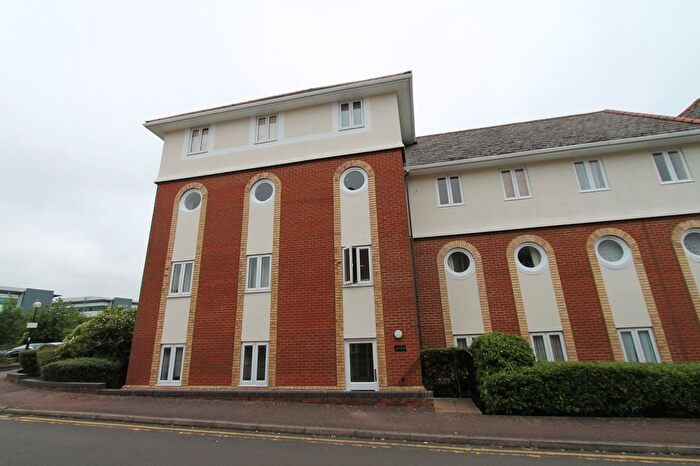 Studio To Rent In Walsingham Close, Hatfield, AL10