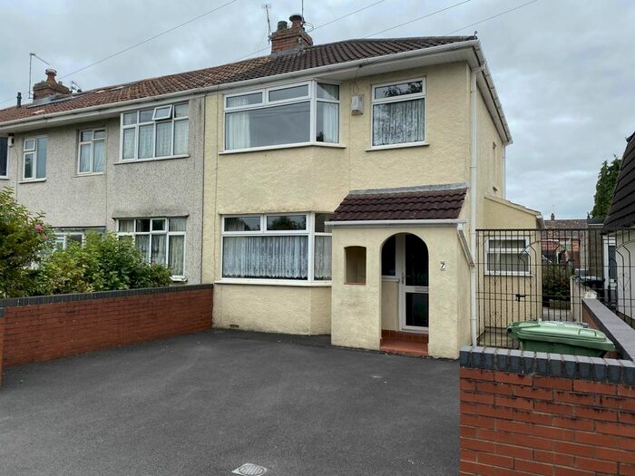 4 Bedroom End Of Terrace House To Rent In Blenheim Drive, Filton, Bristol BS34