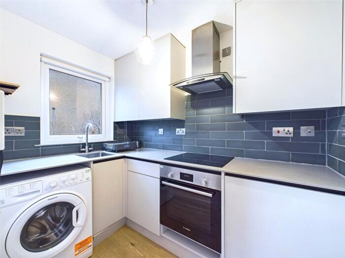 1 Bedroom Terraced House To Rent In Swanston Muir, Edinburgh, Midlothian, EH10