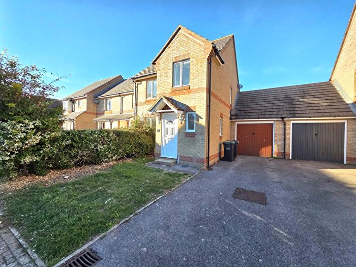 3 Bedroom House To Rent In Mizen Way, Gosport, PO13