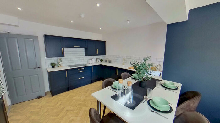 6 Bedroom House To Rent In Beeston Road, Dunkirk, Nottingham, NG7