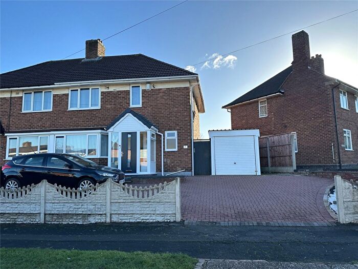 4 Bedroom Semi Detached House For Sale In Latelow Road, Birmingham, West Midlands, B33
