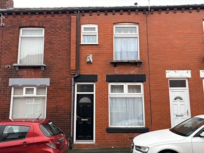 2 Bedroom Terraced House For Sale In Duxbury Street, Bolton, BL1
