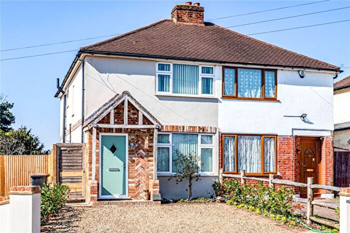 3 Bedroom Semi Detached House For Sale In Marsh Lane, Addlestone, Surrey, KT15