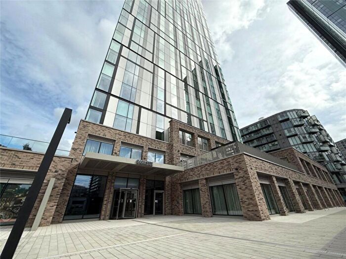 3 Bedroom Flat For Sale In Colliers Yard, Bankside Boulevard, Salford, Greater Manchester, M3
