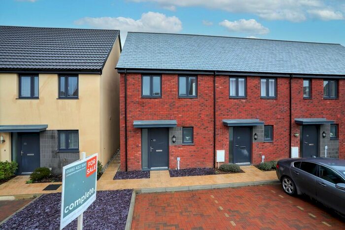 3 Bedroom End Of Terrace House To Rent In Badger Way, Cranbrook, EX5