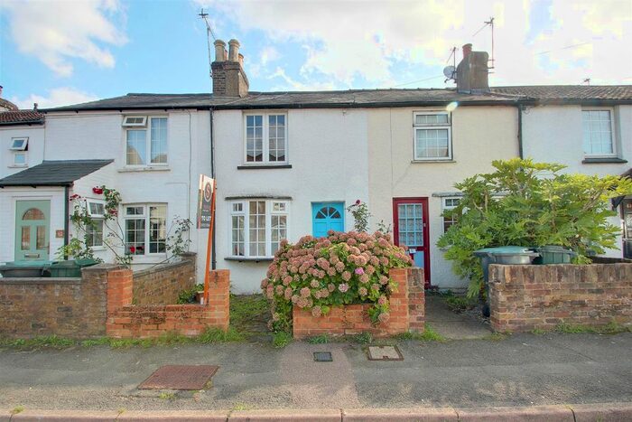 2 Bedroom Terraced House To Rent In Breakspeare Road, Abbots Langley, WD5