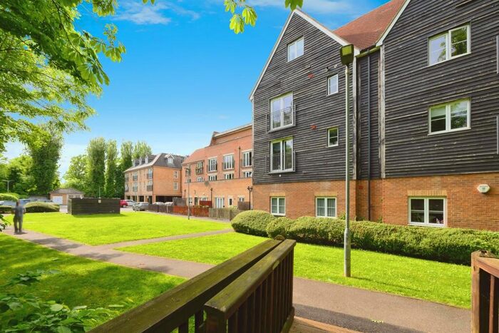 1 Bedroom Flat For Sale In Highbridge Street, Waltham Abbey, EN9