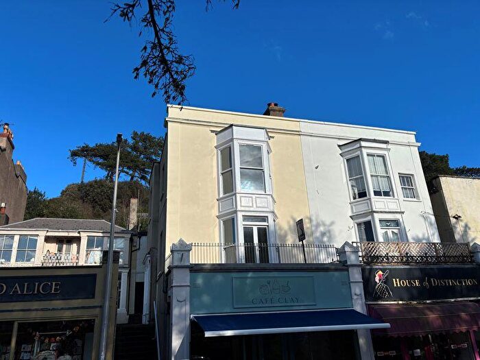 2 Bedroom Flat For Sale In Hill Road, Clevedon, BS21