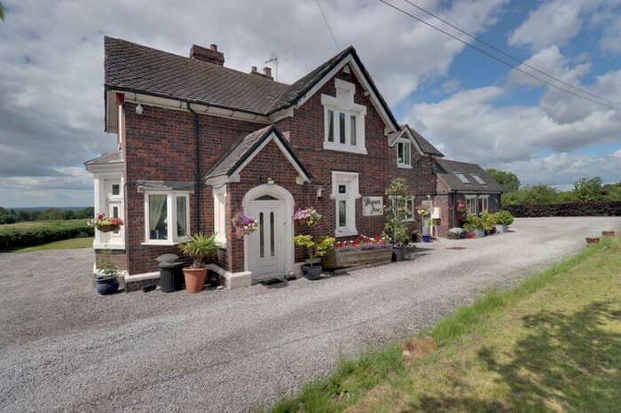 5 Bedroom Character Property For Sale In Cannock Road, Bednall Head, Stafford, ST17