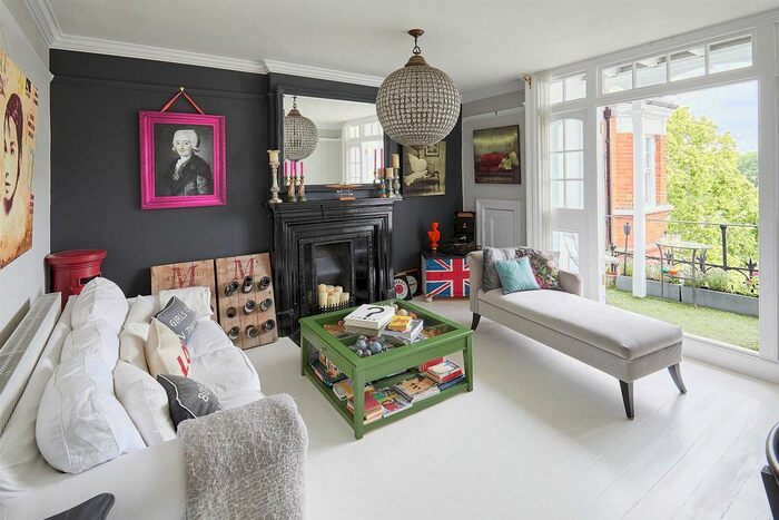 3 Bedroom Flat To Rent In Ruvigny Mansions, Putney, SW15