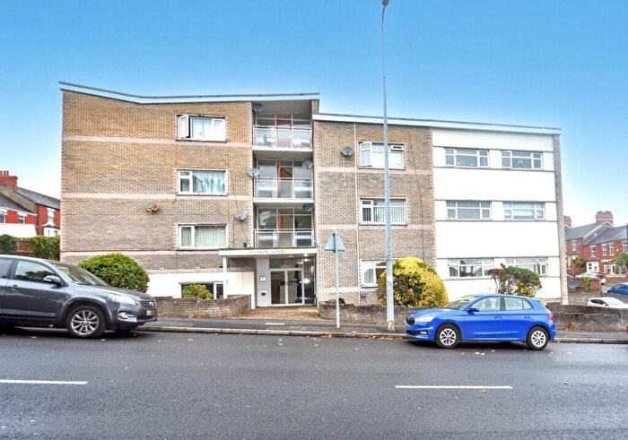 1 Bedroom Flat To Rent In Weston Court, Holton Road, CF63