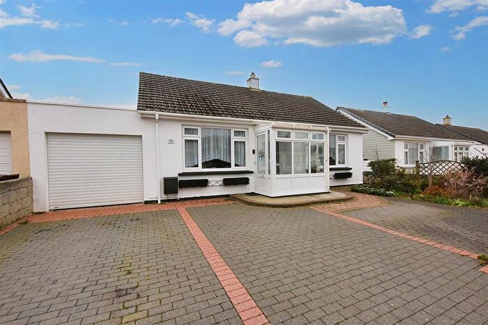 2 Bedroom Bungalow For Sale In Agar Crescent, Illogan Highway, TR15