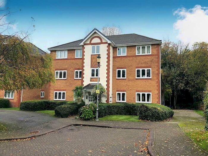 Houses for sale & to rent in SK7 4JA, Kings Road, Hazel Grove Stockport