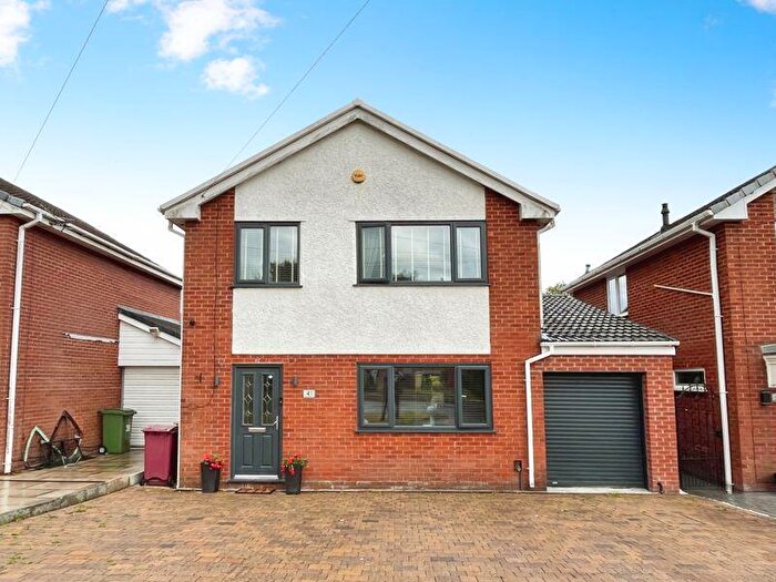 3 Bedroom Detached House For Sale In Quakerfields, Bolton, BL5