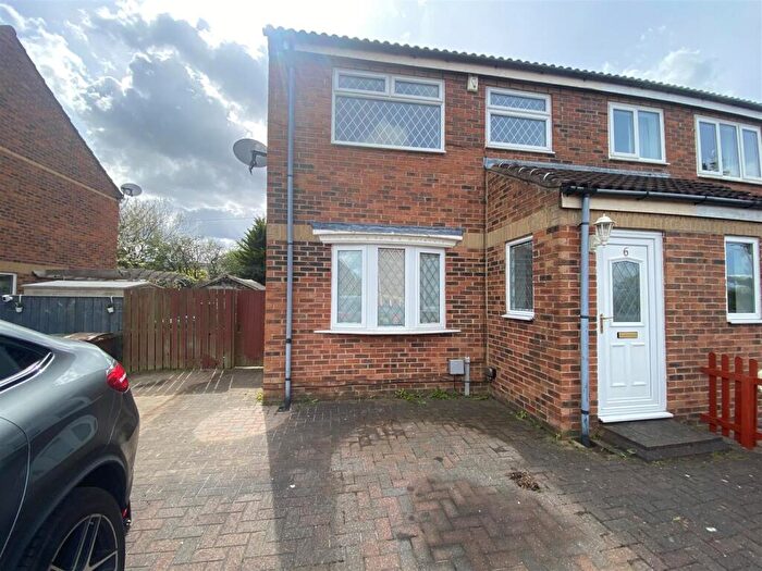 3 Bedroom Semi-Detached House For Sale In Carrington Close, Seghill, NE23