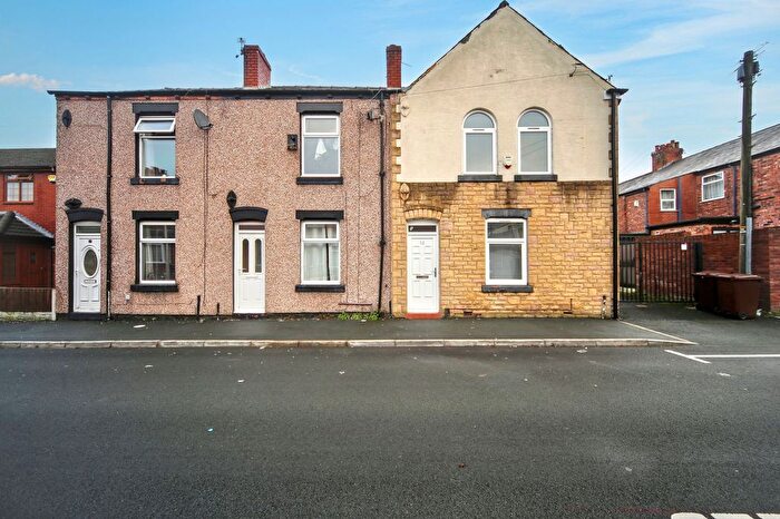 3 Bedroom Terraced House For Sale In Arundel Street, Newtown, WN5