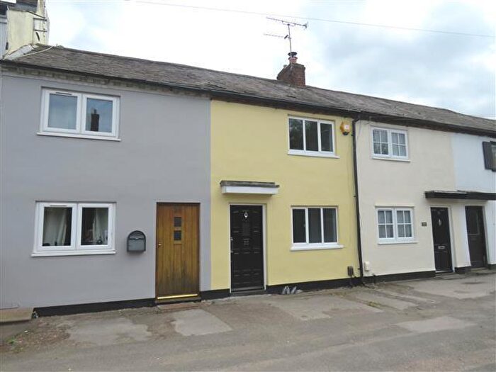 2 Bedroom Cottage To Rent In Western Road, Tring, HP23