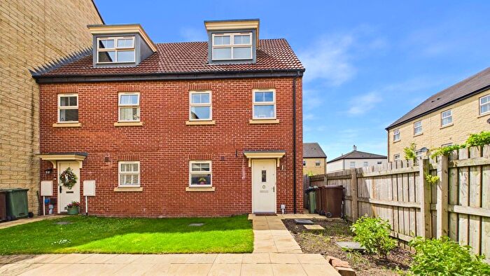 3 Bedroom Terraced House For Sale In Robinsons Court, Ackworth, Pontefract, WF7